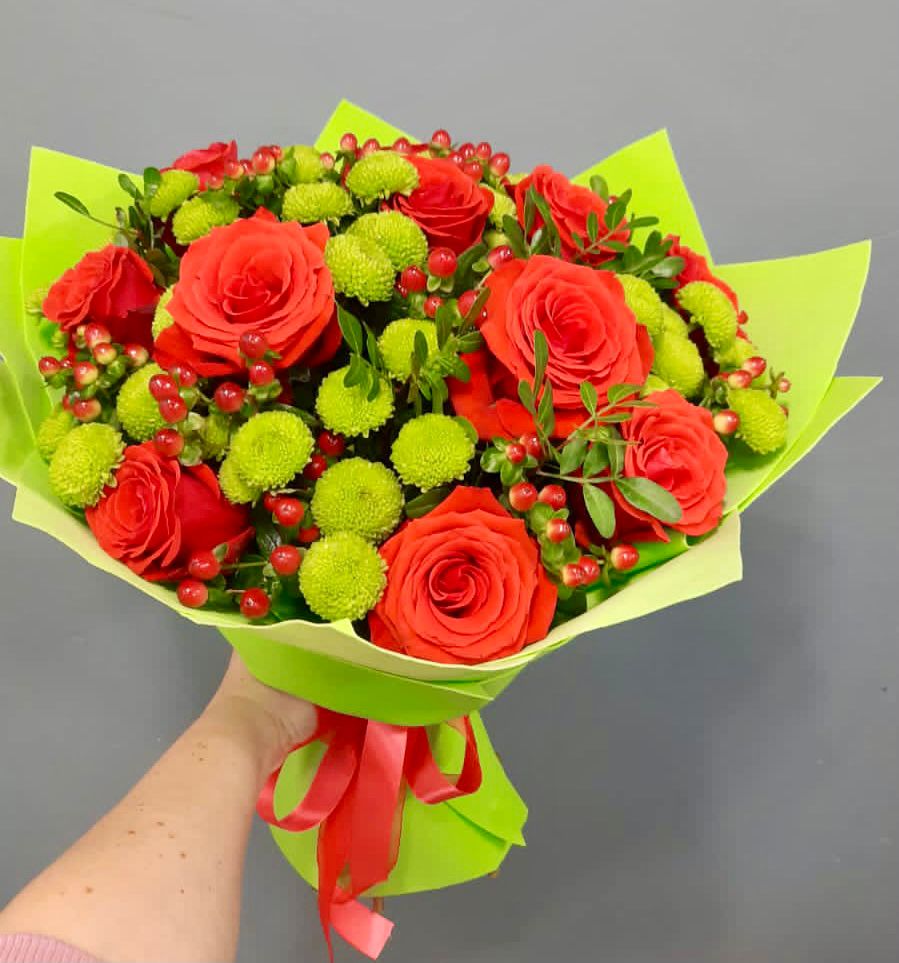 Букет цветов из: Хризантемы и Розы в Кольчугино