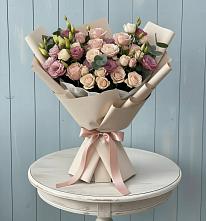 Букет цветов из:  Розы и Лизиантусы в Кольчугино