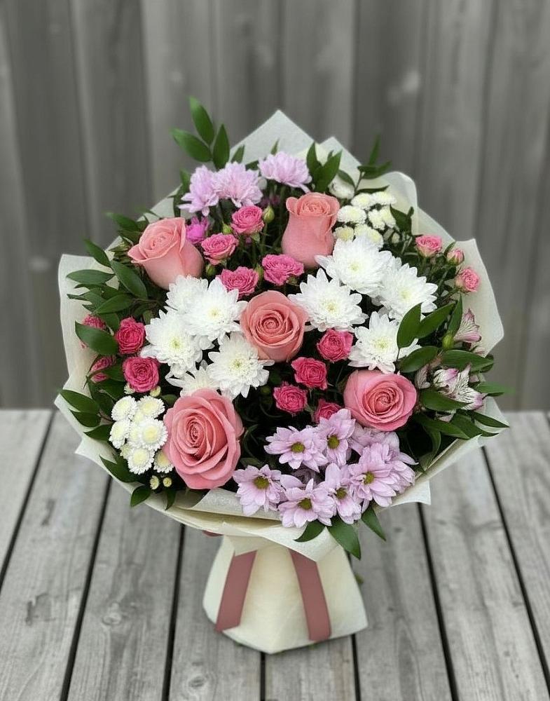 Букет цветов из: Альстромерии, Гвоздики, Розы и Хризантемы в Кольчугино