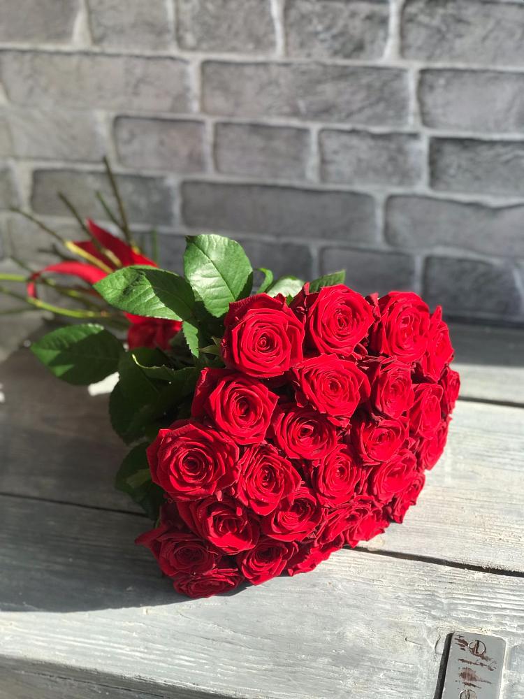 Букет Красные розы Фридом в Кольчугино