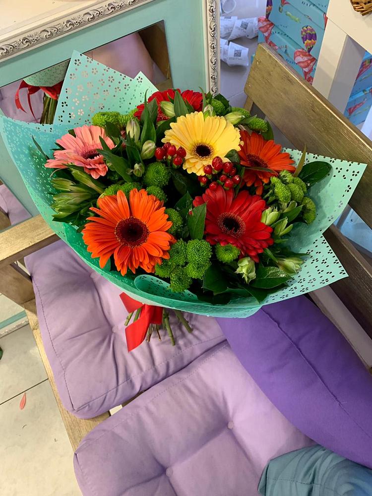 Букет цветов из: Герберы, Хризантемы и Альстромерии в Кольчугино