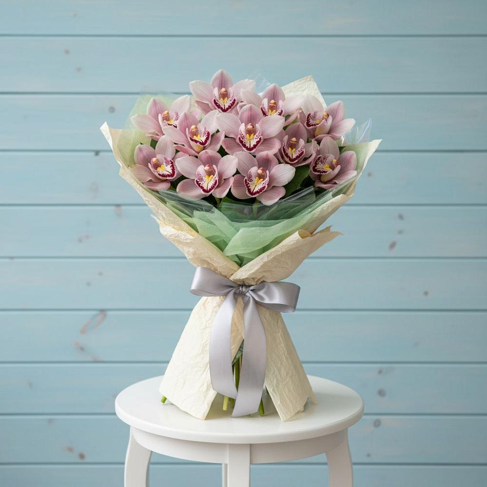 Букет цветов из: Орхидеи и Розы в Кольчугино