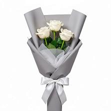 Букет 3 белые розы в Кольчугино