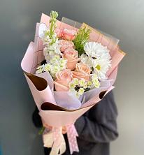 Букет цветов из:  Хризантемы и Розы в Кольчугино