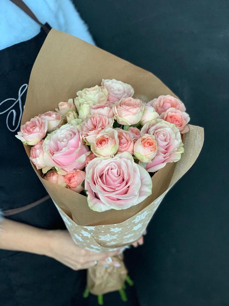 Букет цветов из: Хризантемы и Розы в Кольчугино