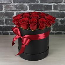 Цветочная композиция из Розы в шляпной коробке в Кольчугино